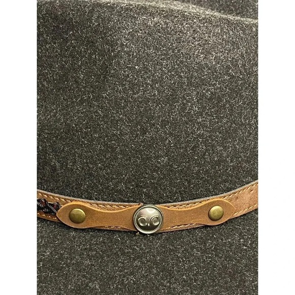 C. C. wide brim felt hat black with brown band - Picture 5 of 8